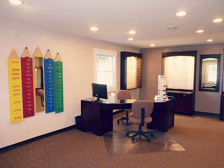 Family Optometry Peru interior